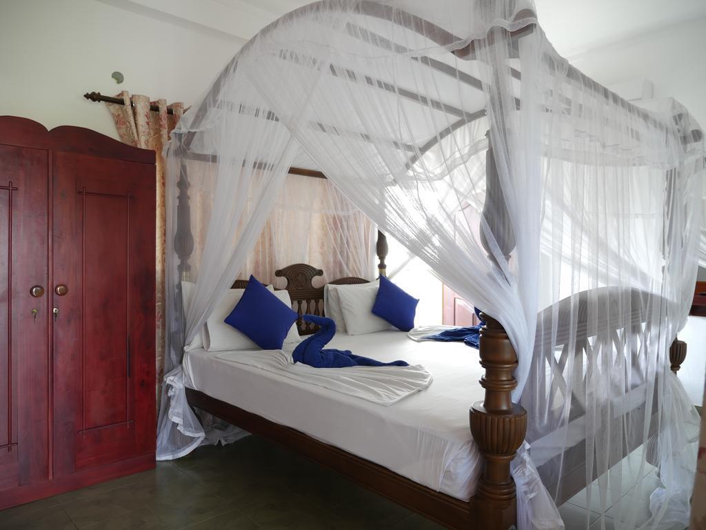 Ocean View Tourist Guest House At Negombo Beach Near The Airport Экстерьер фото